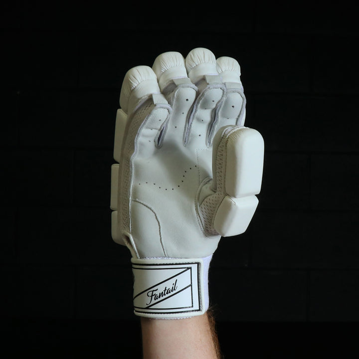 JNR-C4 Batting Gloves